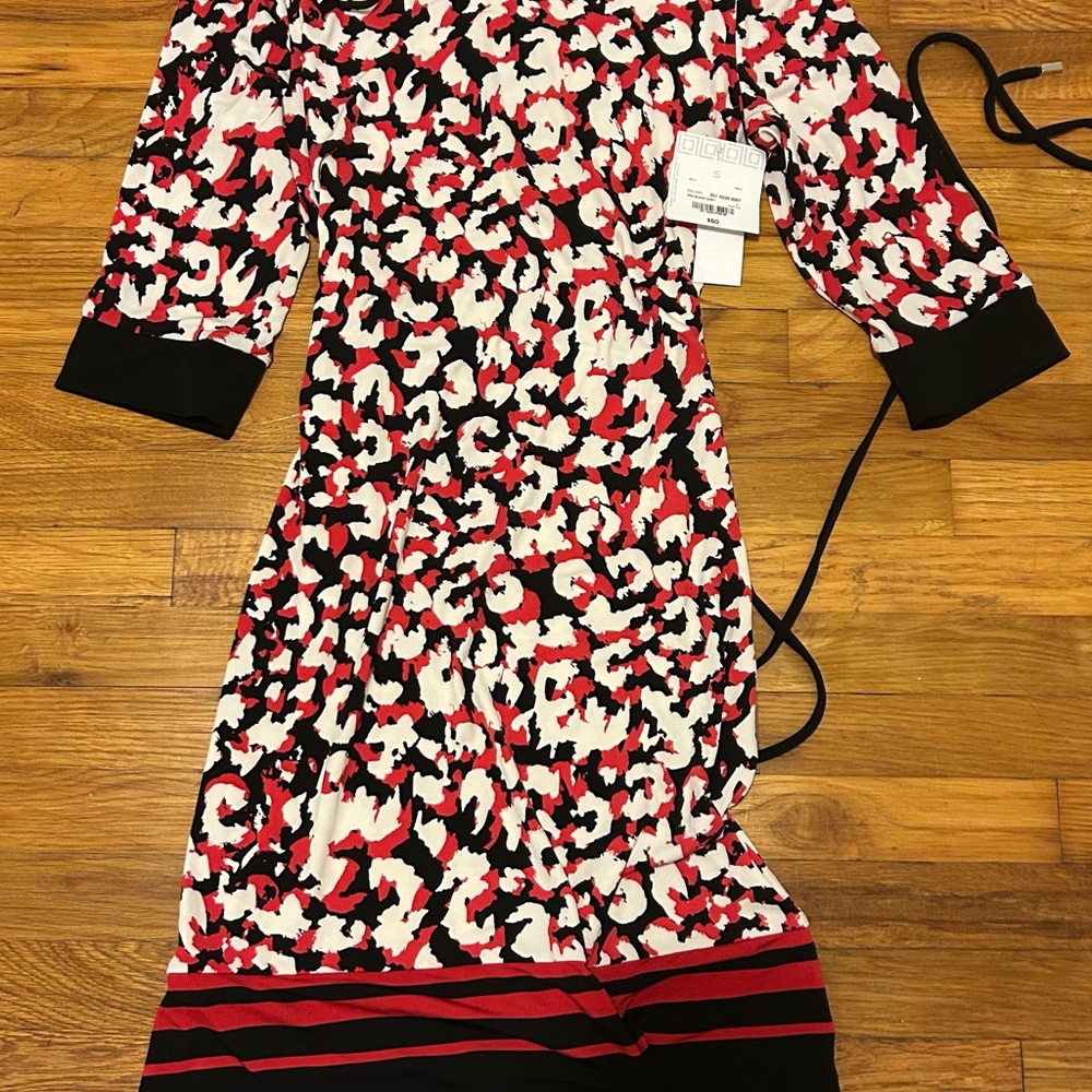 Liz Claiborne Red and Black Abstract Long Sleeve Dress